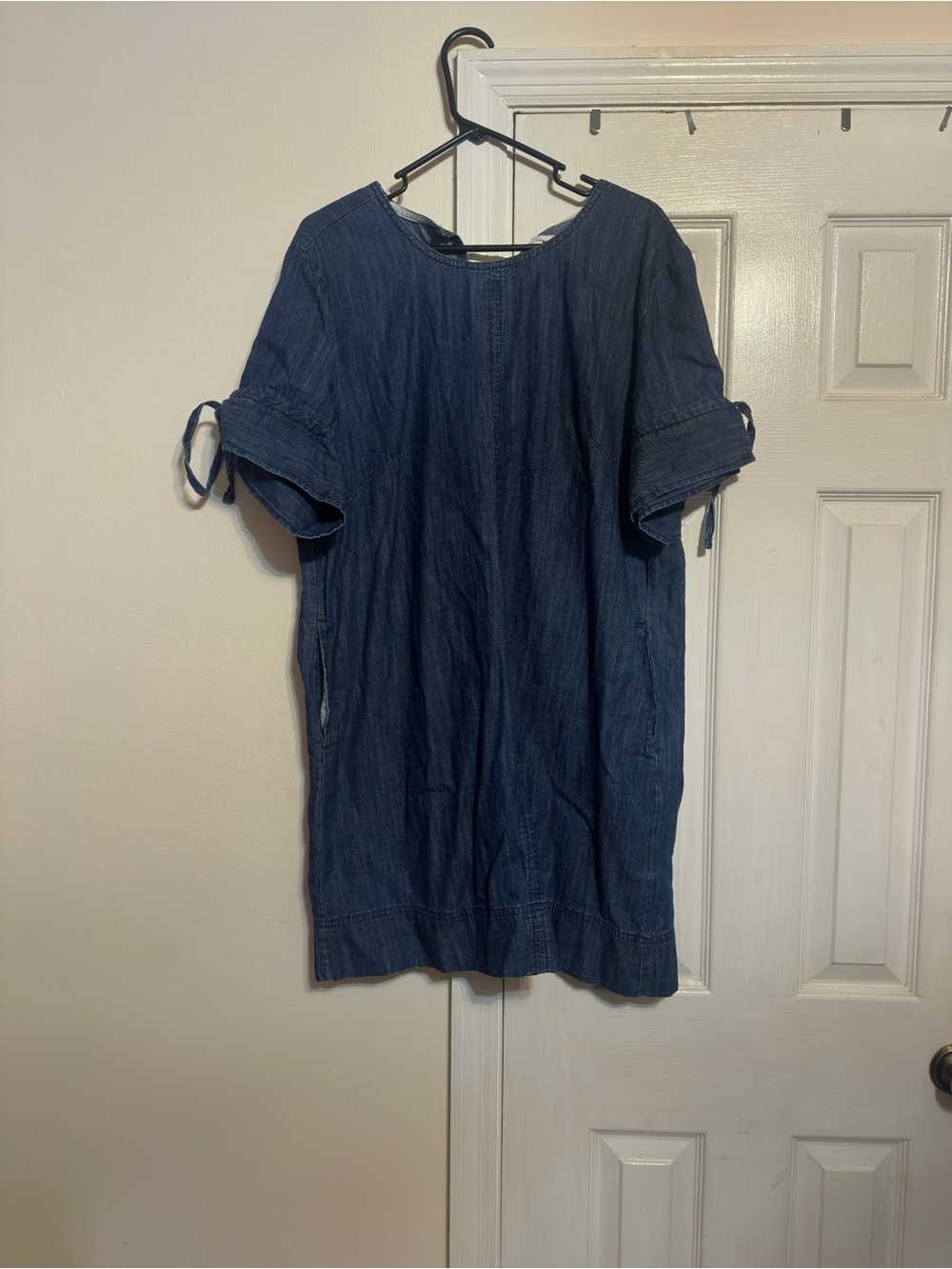 Casual Short-Sleeve Denim Tunic Dress in Dark Blue